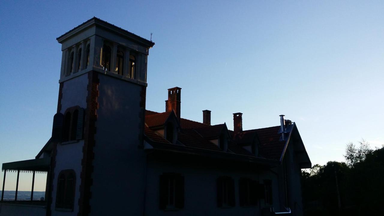 Le Domaine De Dony Villa Balbins Bagian luar foto