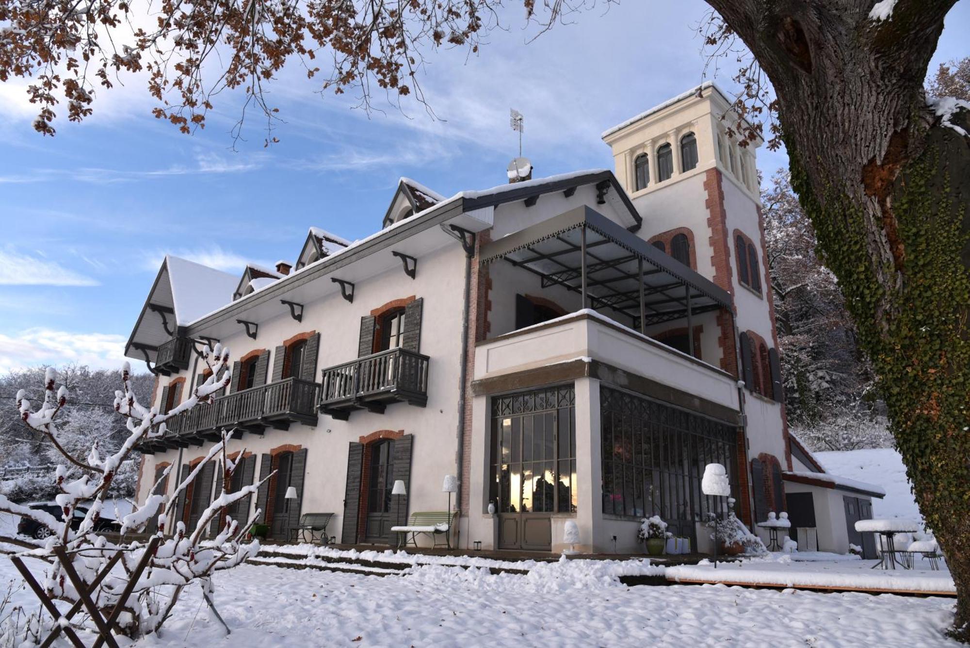 Le Domaine De Dony Villa Balbins Bagian luar foto